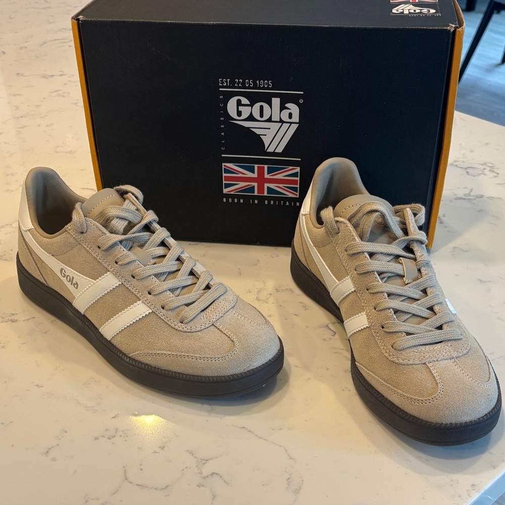Gola Womens Bone/White/Dark Gum Vipers. Brand new- never worn.